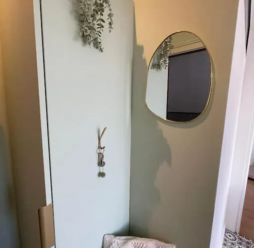 Thermal A 10 Min A Pied De La Gare Apartment *